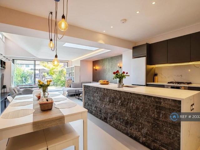 House for rent in London Borough of Merton, South Wimbledon