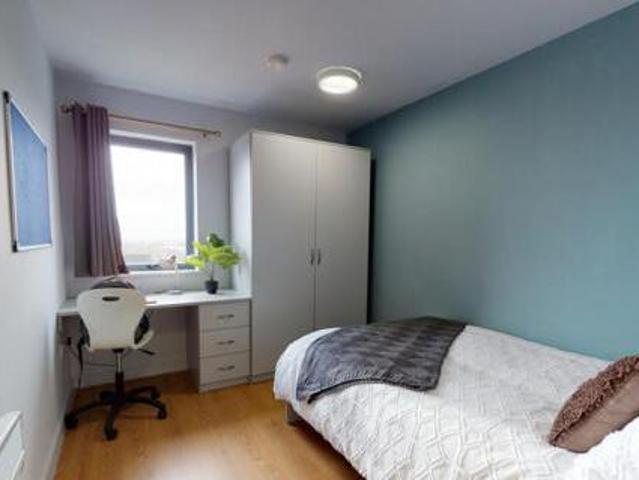 House for sale in Birkenhead