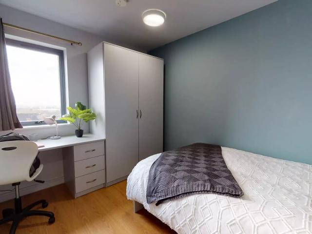 Apartment for rent in Calderstones