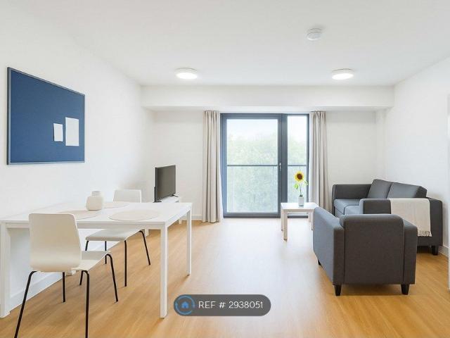 Apartment for rent in Calderstones