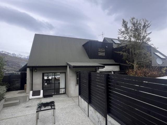 House for rent in Otakou