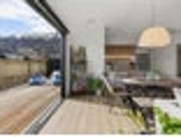 House for sale in Otakou