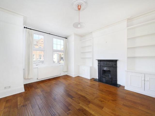 Apartment for rent in London Borough of Wandsworth, Greater London