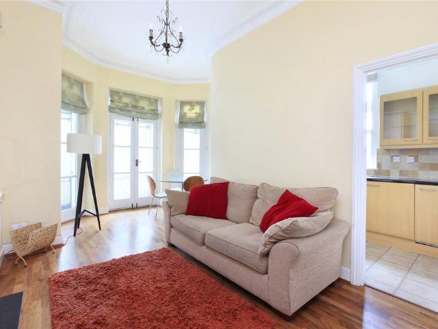 Apartment for rent in Clapham Junction, Greater London