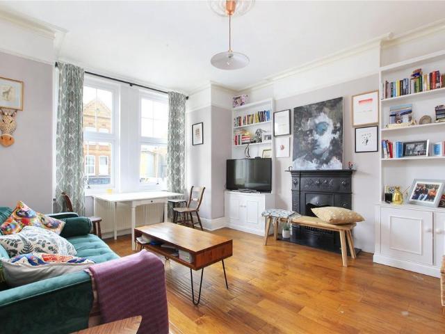 Apartment for rent in Clapham Junction, Greater London
