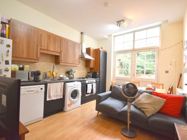 Apartment for rent in Clapham Junction, Greater London