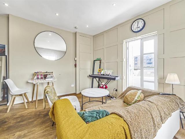 Apartment for rent in Clapham Junction, Greater London
