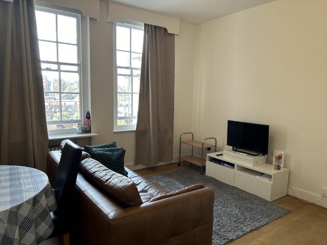 House for rent in Bayswater, Greater London