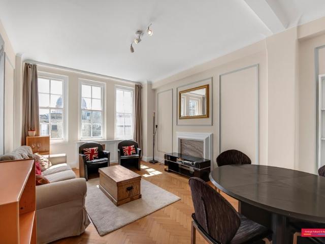 Apartment for rent in Bayswater, Greater London
