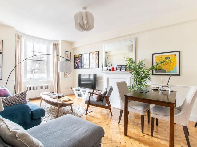 House for rent in Bayswater, Greater London