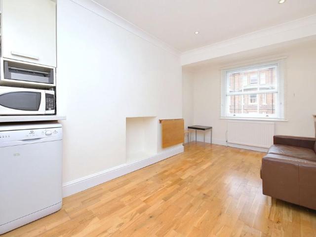 Apartment for rent in Bayswater, Greater London