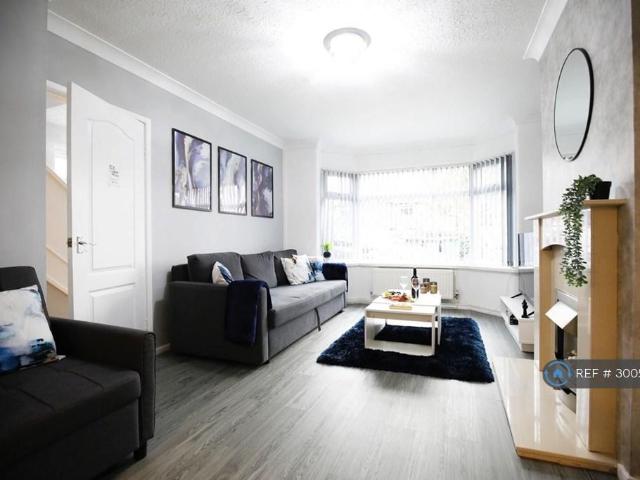 House for rent in Heald Green, Stockport