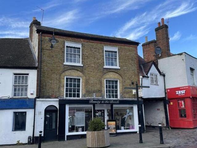 House for sale in Pouchen End, Hertfordshire