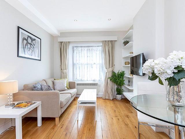 Apartment for rent in Bayswater, Greater London
