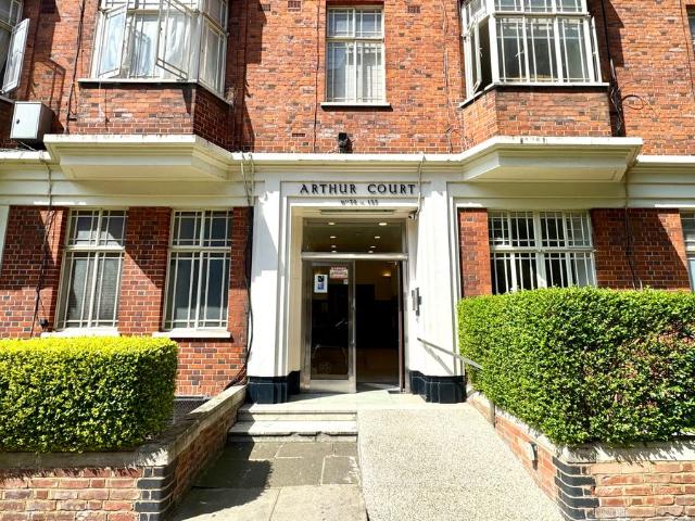 Apartment for rent in Kensal Town, Bayswater