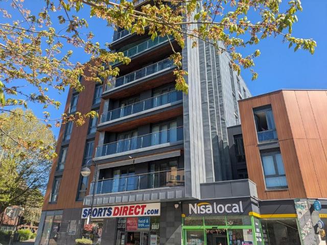 Apartment for rent in Red Hill, Surrey