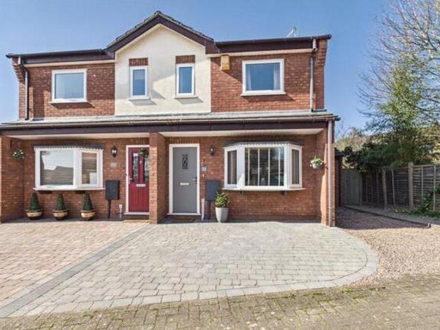 House for sale in St. Peter the Great County, St Peters