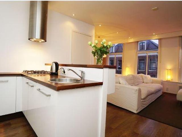 Appartement te huur in Zuid, Amsterdam