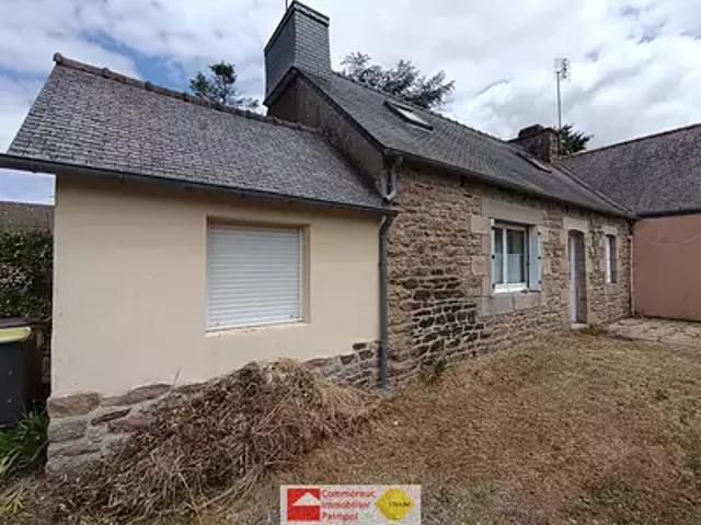 Maison vente à l'Abattoir, Quemper-Guézennec