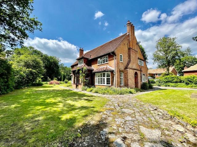 House for rent in Wrecclesham, Fole