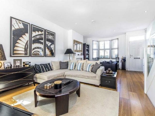 House for rent in Sands End, Greater London