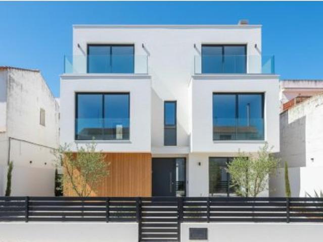 Casa en venta en La Algaba, Andalucía