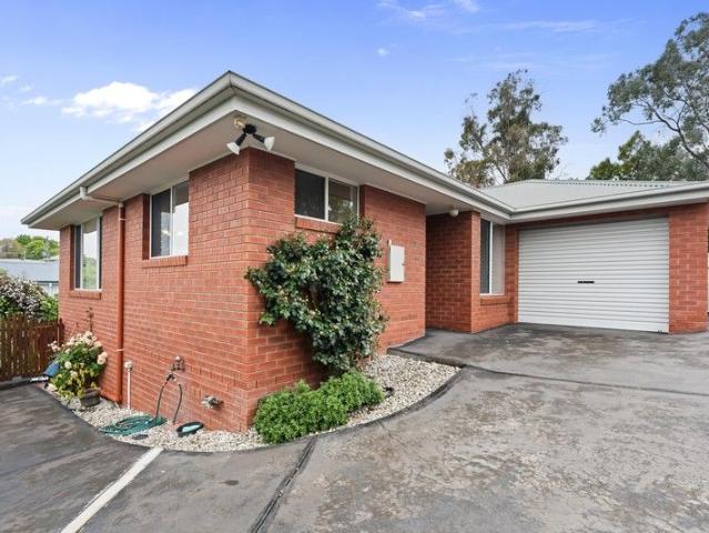 House for sale in Lenah Valley, Tasmania