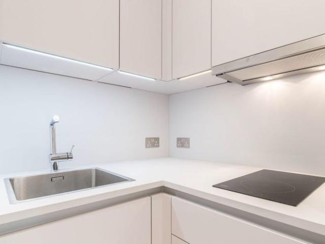 Studio for rent in Kilburn, Greater London