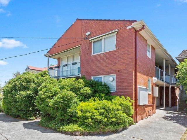 Apartment for rent in Parkdale, Melbourne