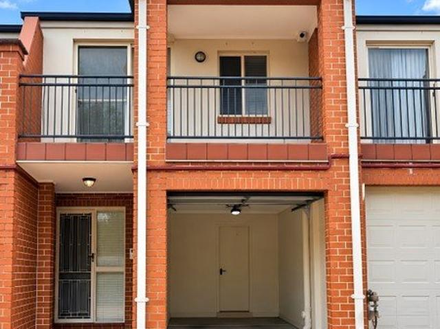 Townhouse for rent in Epping, Sydney