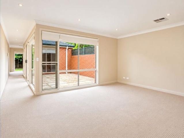 Townhouse for rent in Epping, Sydney