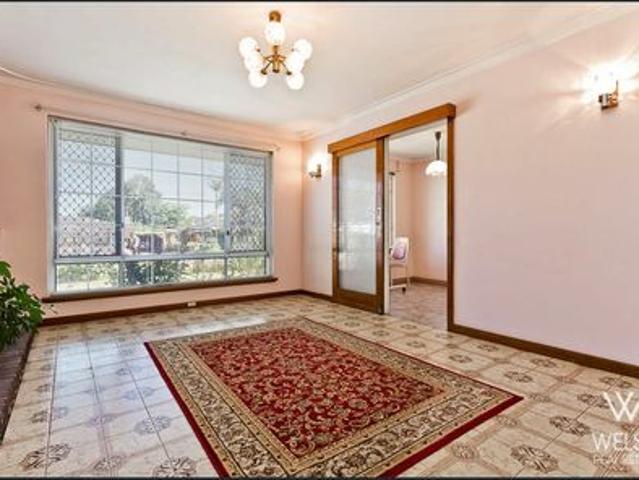 House for rent in Cloverdale, Western Australia