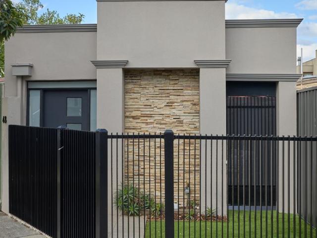 Townhouse for sale in Camerons Creek, Victoria