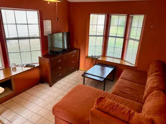 Room for rent in Wagon Crossing, Austin
