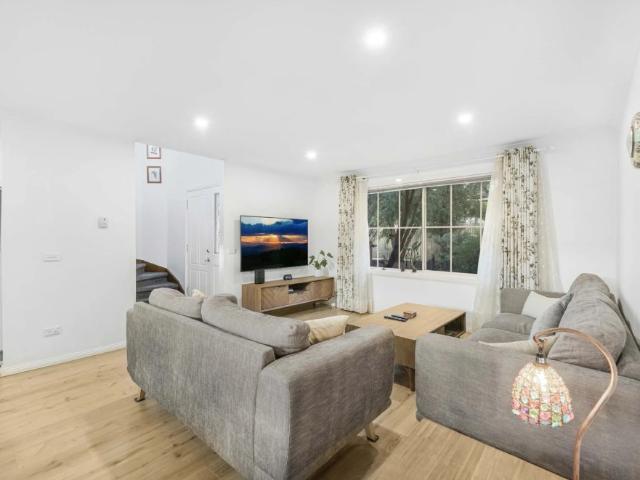 Townhouse for rent in Camerons Creek, Victoria