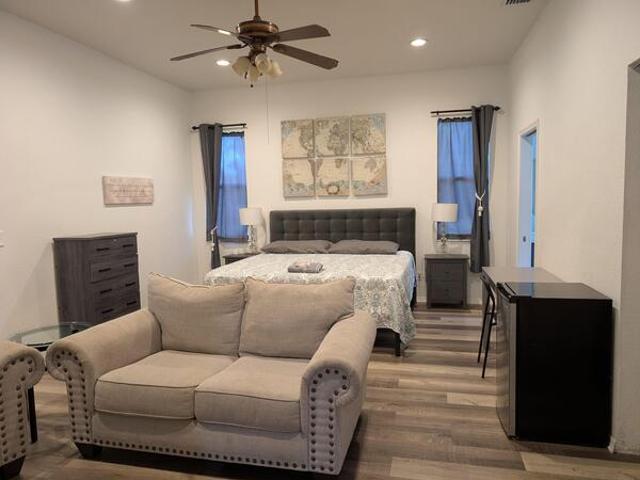 Room for rent in Clair-mel City, Florida