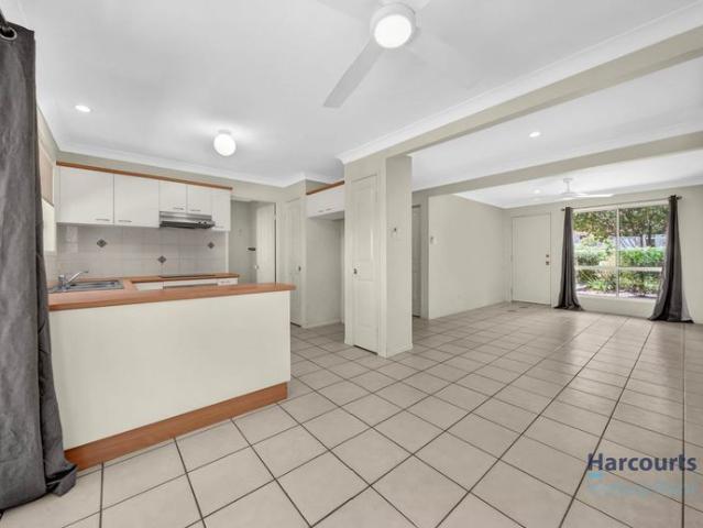 Townhouse for rent in Toombul, Queensland