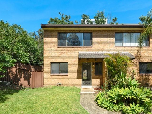 Townhouse for sale in Sutherland, New South Wales