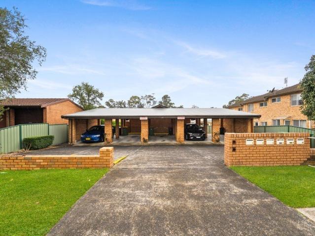 Villa for sale in Gosford, New South Wales