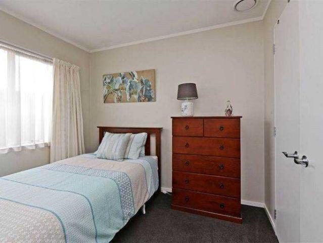 House for rent in Stortford Lodge, Hastings