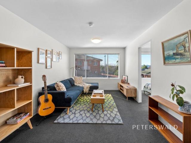 House for rent in Lenah Valley, Hobart