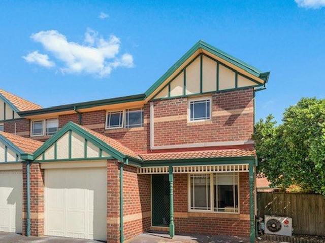 Townhouse for rent in Camerons Creek, Victoria
