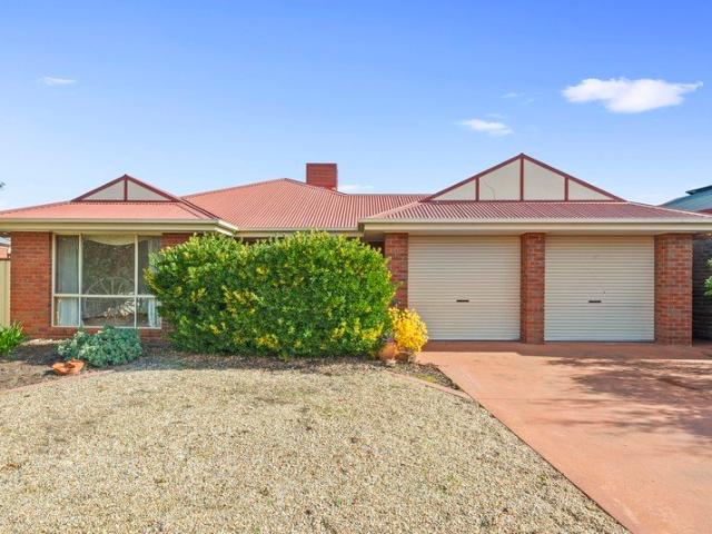 House for sale in Kaarimba, Victoria