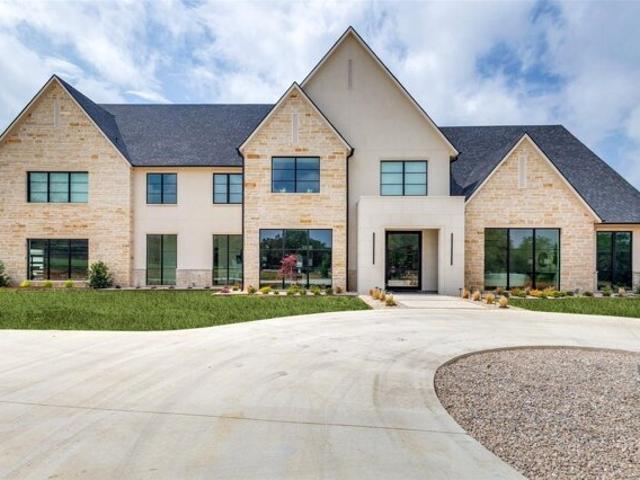 House for sale in Denton, Texas