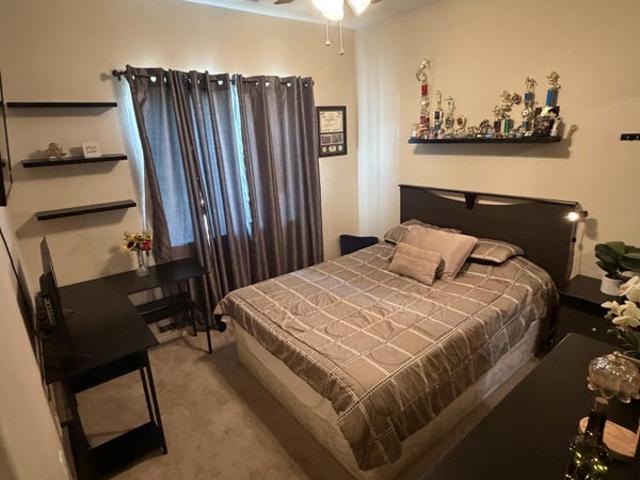 Room for rent in Apple Valley, California