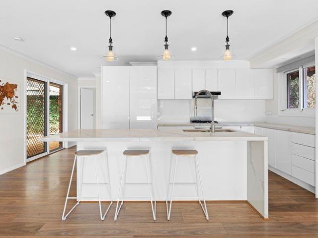House for rent in Mount Colah, Sydney