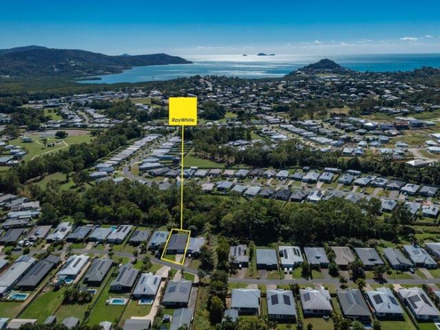 House for sale in Cannonvale, Queensland