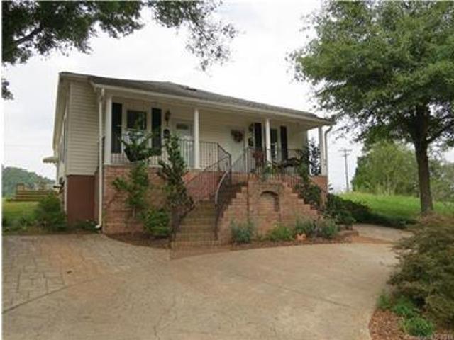 House for rent in Cramer Mountain, Cramerton