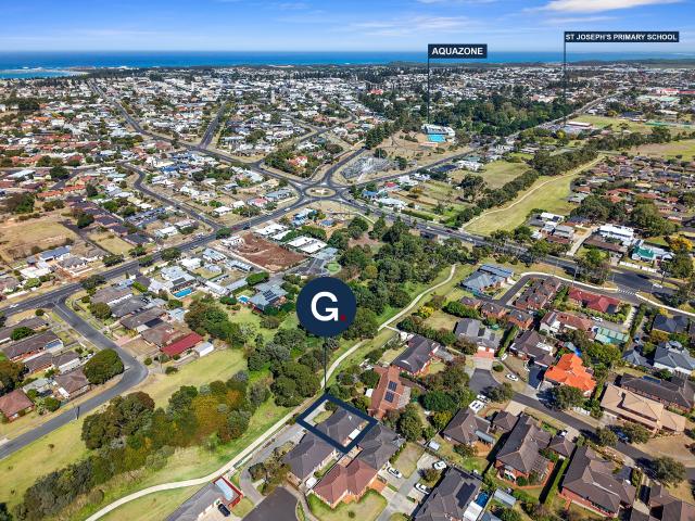 Townhouse for sale in Warrnambool, Victoria