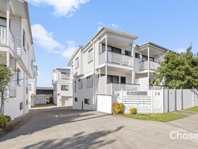 Townhouse for sale in Toombul, Queensland
